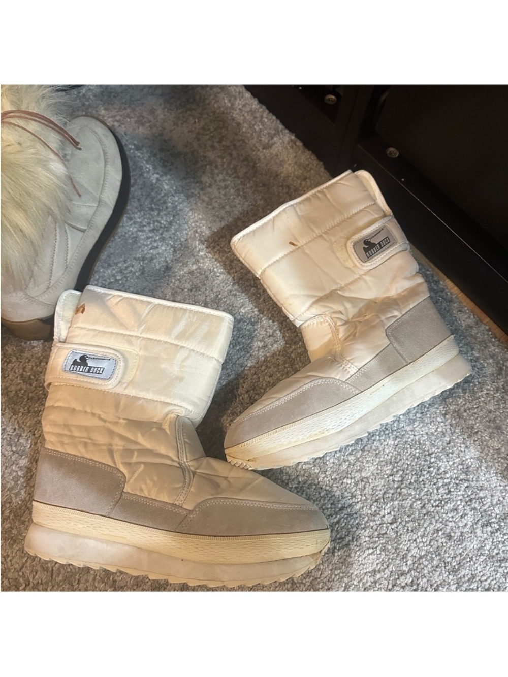 Insulated Cream Quilted Winter Boots for Women